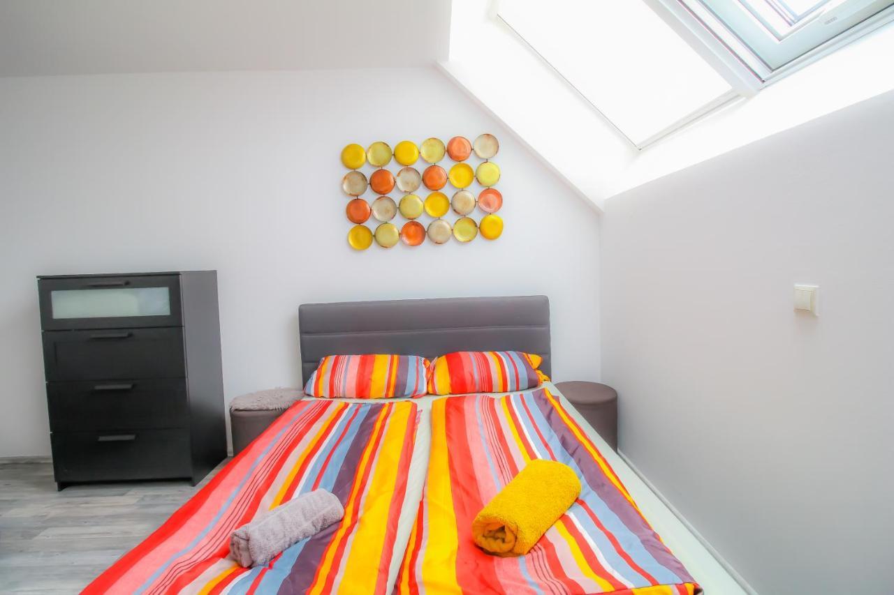 Private Triple Bedroom In Shared Apartment Dw171-4 Viena Exterior foto